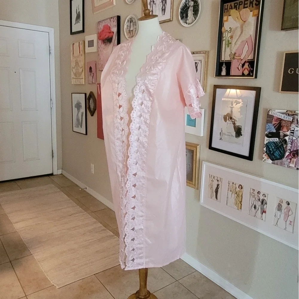 Vintage Pink Satin Lace Trim Robe Short‎ Sleeve Duster Peignoir Coquette L